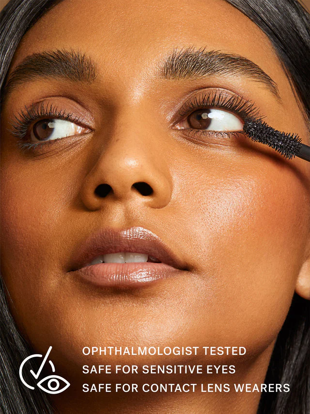 Fullest Volumizing Mascara - Image 4
