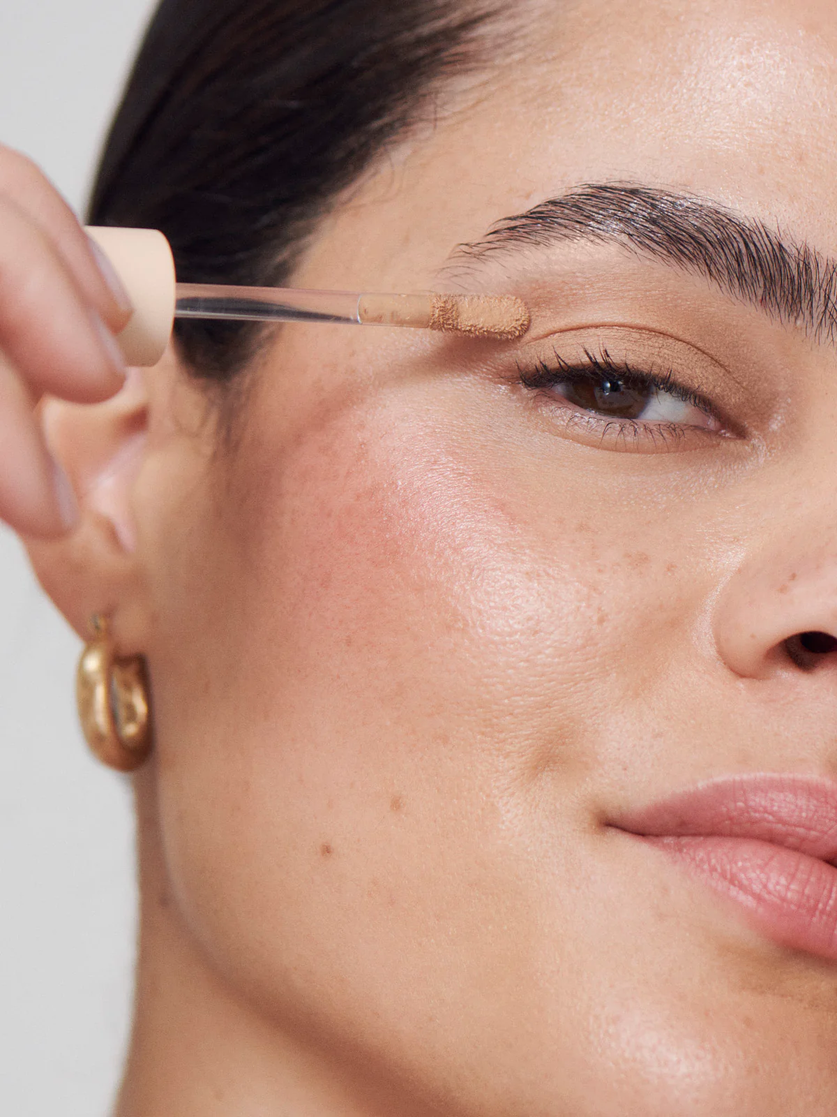 Liquid Powder Eye Tint - Image 4