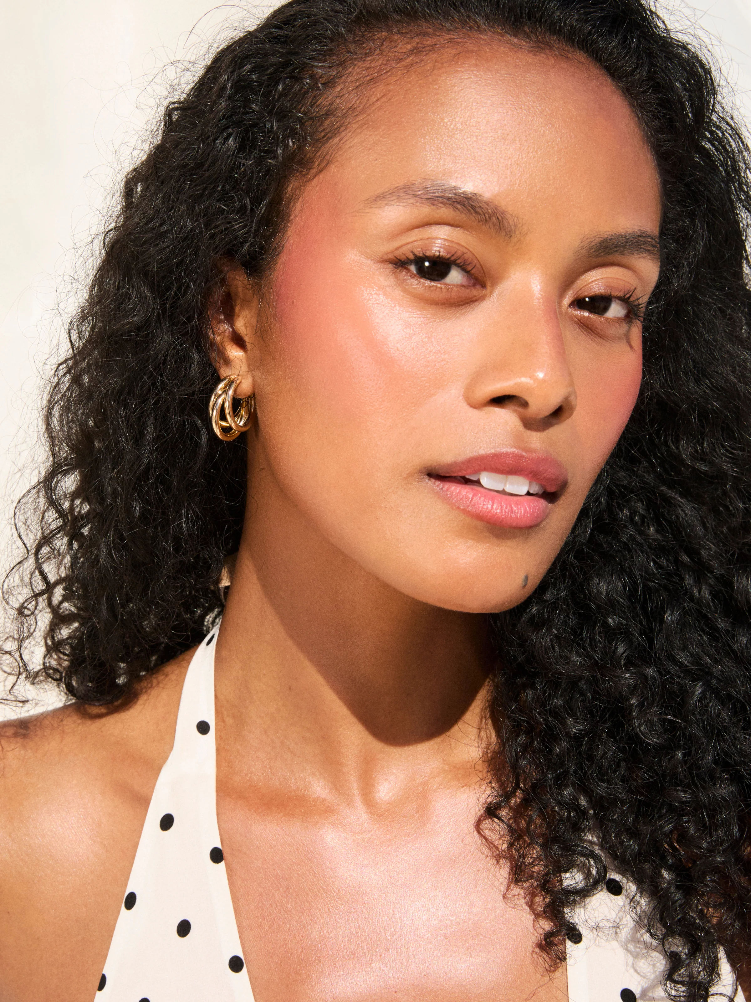 The Sunset Makeup Edit - Image 7