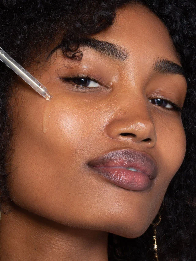 True Skin Radiant Priming Serum - Image 5